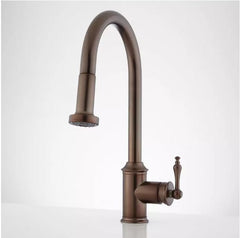 Nouveau robinet de cuisine à tirette Southgate en bronze huilé par Signature Hardware