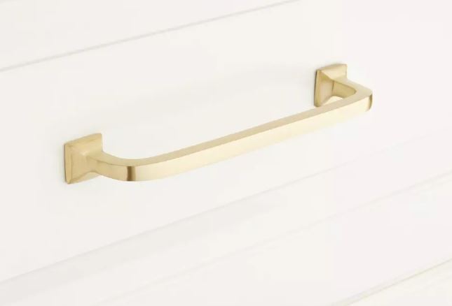 Nouvelle poignée d'armoire en laiton massif Klein de 6 po en laiton satiné par Signature Hardware
