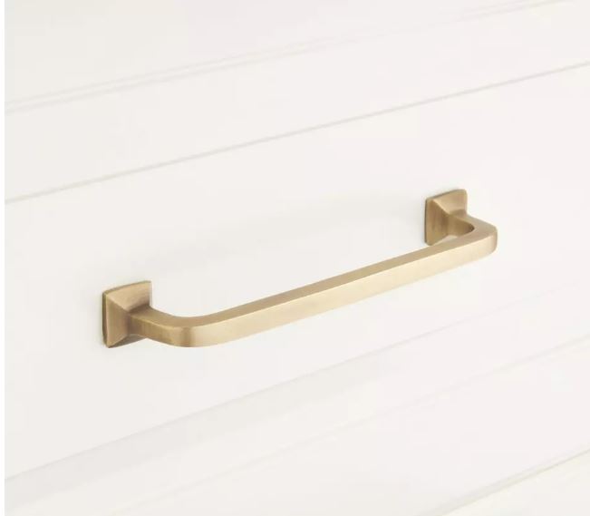 Nouvelle poignée d'armoire en laiton massif Klein de 6 po en laiton antique par Signature Hardware