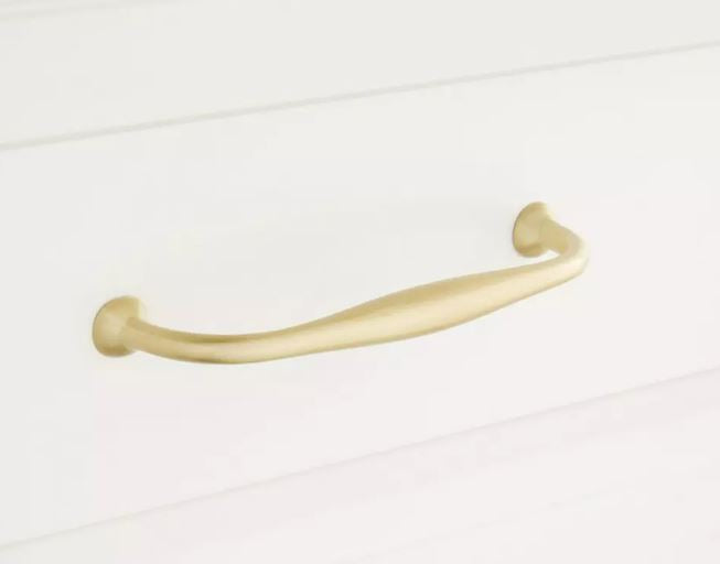 Poignée d'armoire en laiton massif Padilla 4-7/8 po en laiton satiné par Signature Hardware