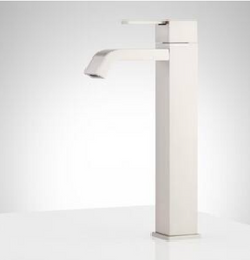 Nouveau robinet de lavabo de salle de bain à poignée unique Rigi en nickel brossé - Signature Hardware