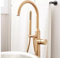 Nouveau robinet de baignoire-douche autoportant Lentz en or brossé avec poignée à bouton par Signature Hardware