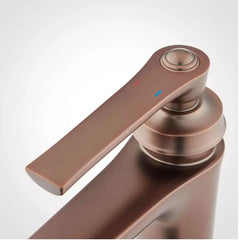 Signature Hardware Robinet de lavabo monotrou en bronze huilé Cooper 940975